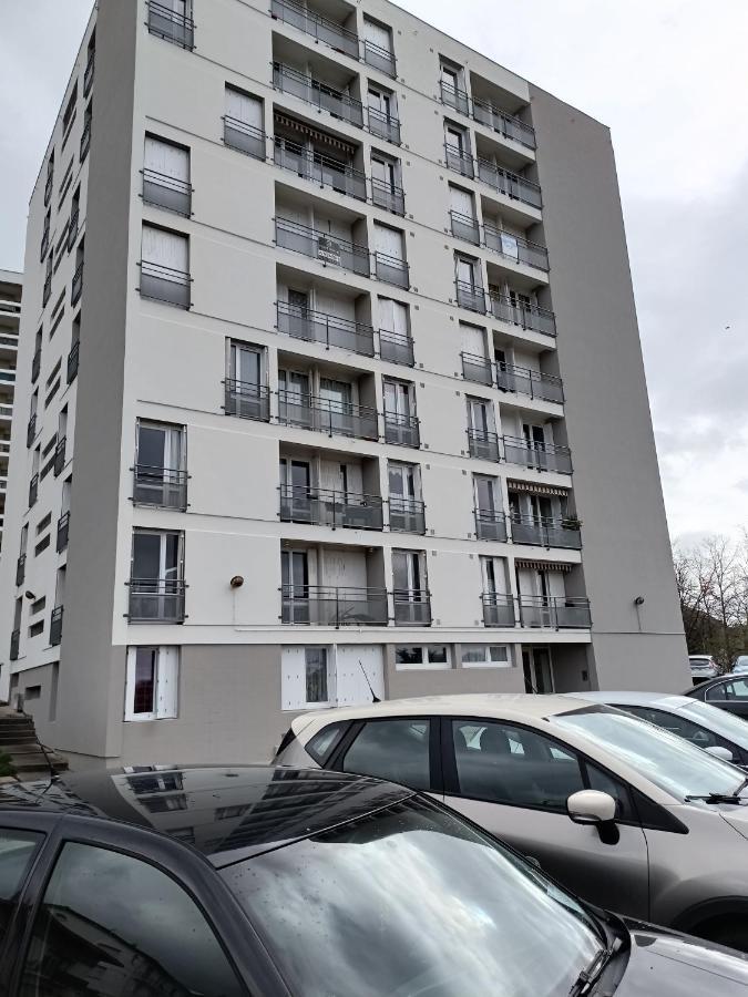 Montluçon Super Appartement 6 Voyageurs Hyper Centre מראה חיצוני תמונה